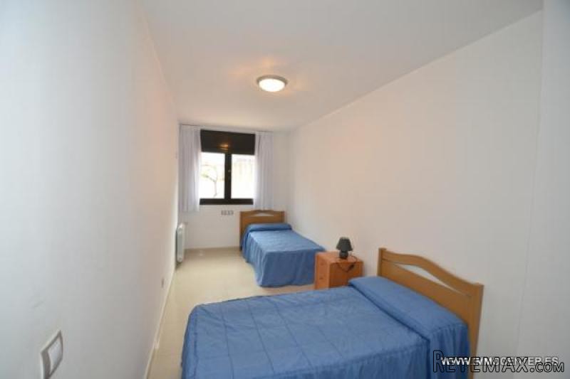 ROSES: Beautiful apartment located just.. - 2
