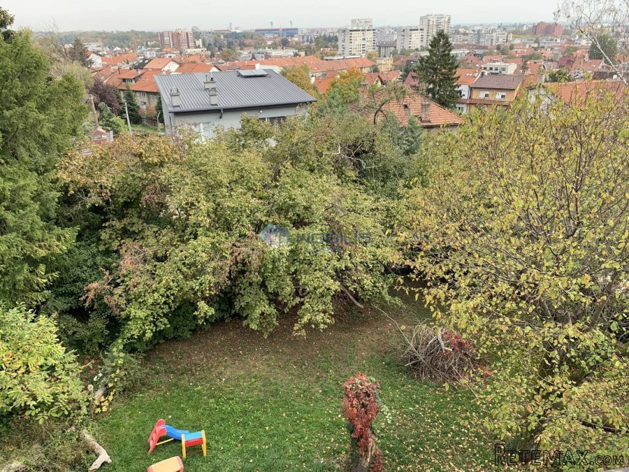 Zagreb, Maksimir, kuća - investicija , kuća 140m2 i 660 m2 o.. - 3