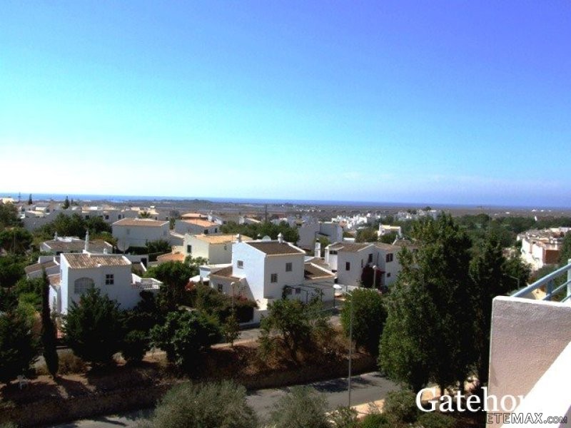 Sea Views Bargain Apartment in Tavira