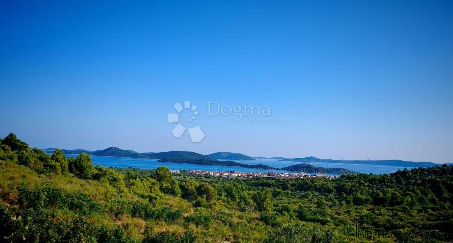 TRIBUNJ - VODICE zemljište s otvorenim pogledom na more i ku