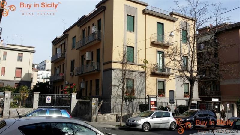 2 bedroom Apartment For Sale: Catania - 2