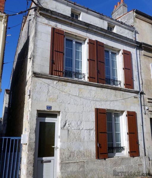 Lovely 3 Bedroom Townhouse For Sale.. - 2