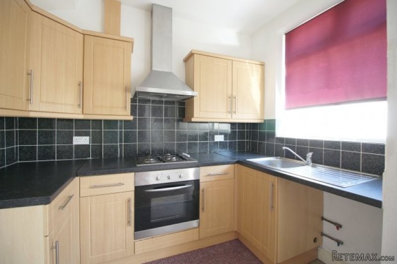 3 bedroom, End Of Terrace House house.. - 2
