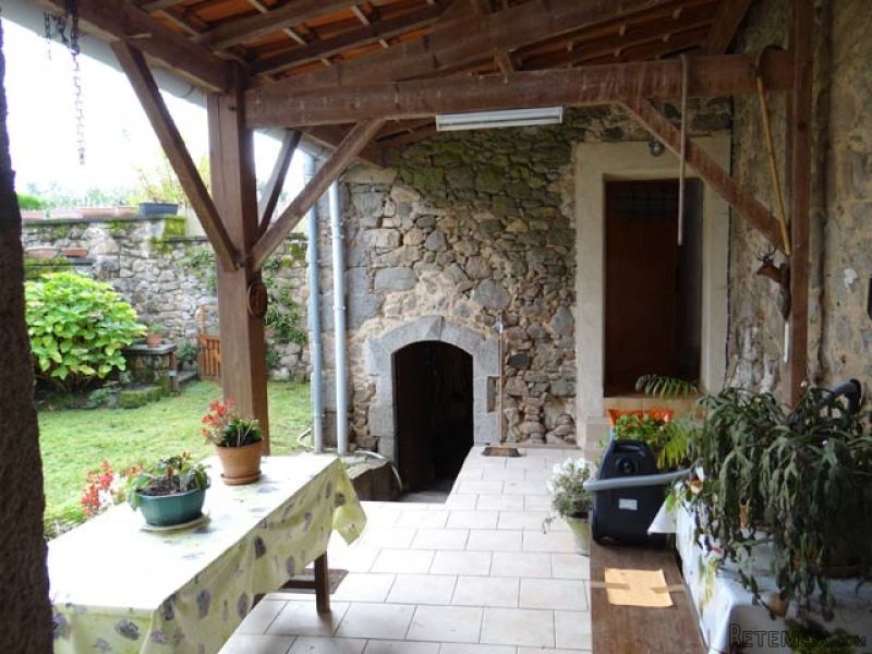 Stone House With Large Garage, Second.. - 2