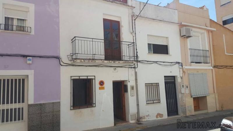 3-4 Bedroom Townhouse in Pego, Alicante