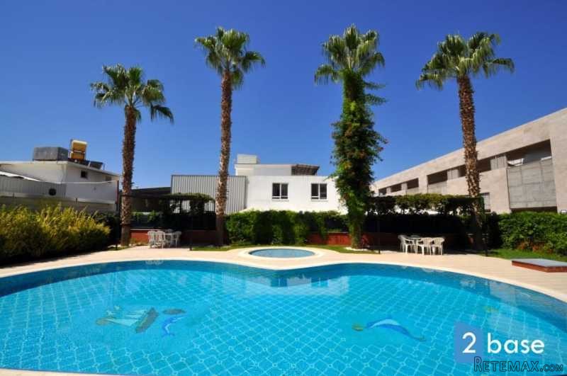 3 + 1 Lovely dwelling very close to the..