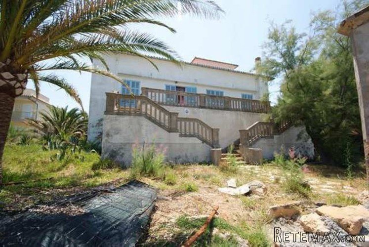 For sale exclusive frontline plot along the beach in Es.. - 2