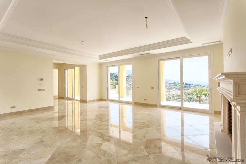 5 Bedrooms - House - Andalucia - For.. - 2