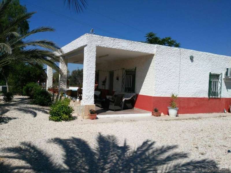 4 Bedroom Country House In Albatera - 2