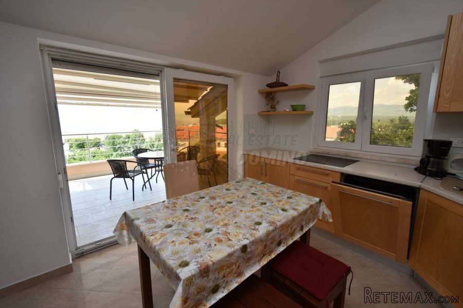 Apartman s prekrasnim pogledom! Njivice! - 7