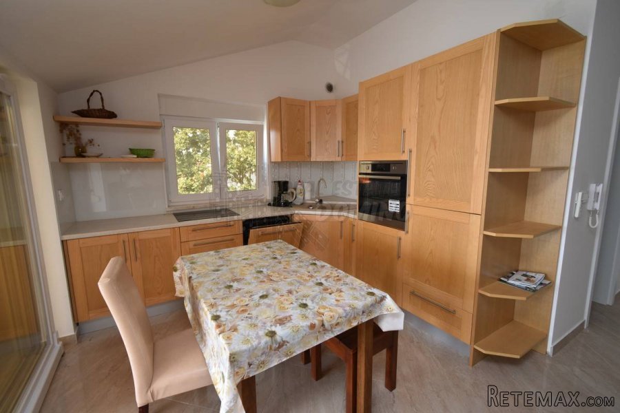 Apartman s prekrasnim pogledom! Njivice! - 8