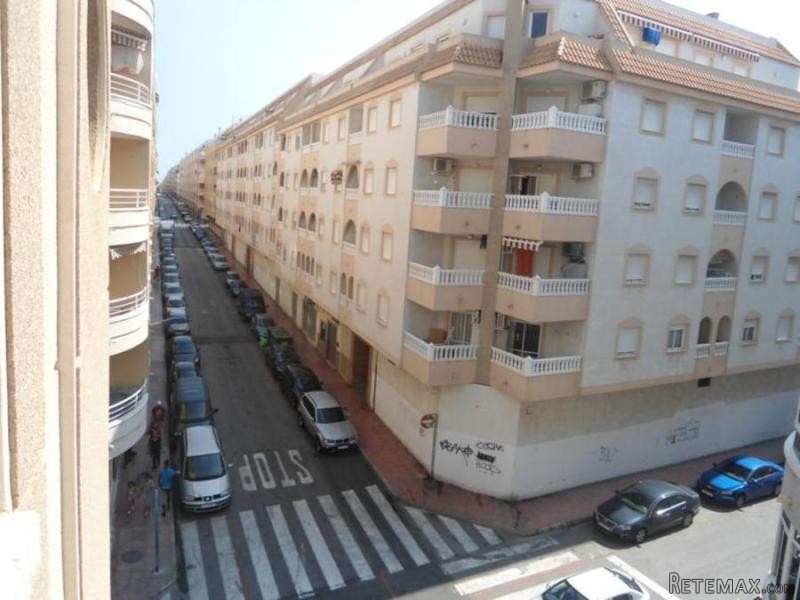 2 Bedrooms - Apartment - Alicante - For..
