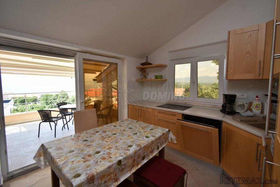 Apartman s prekrasnim pogledom! Njivice! - 9