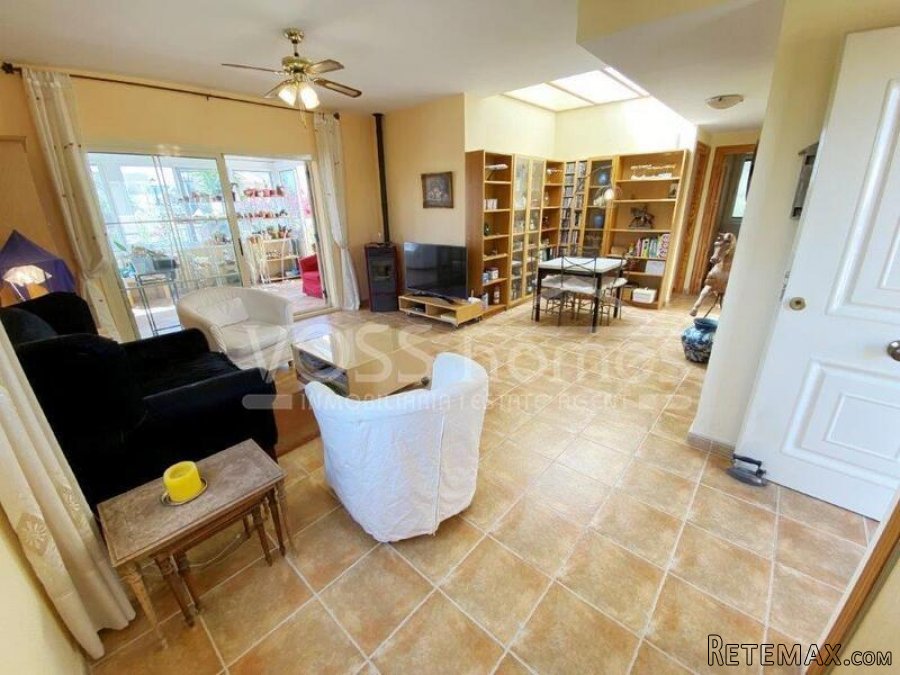 NEW & EXCLUSIVE LISTING TO VOSS HOMES - A larger than.. - 2