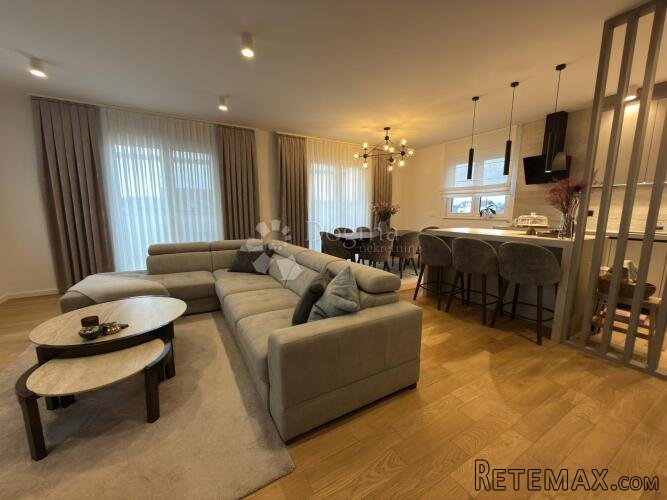Penthouse Sesvete | 129 m2 | dizajnerski uređen