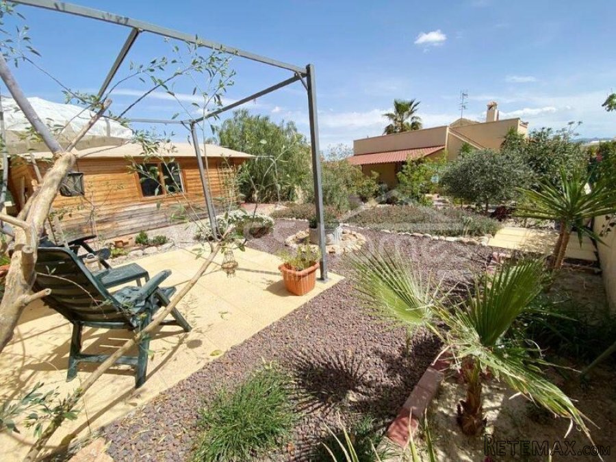NEW & EXCLUSIVE LISTING TO VOSS HOMES - A larger than.. - 4
