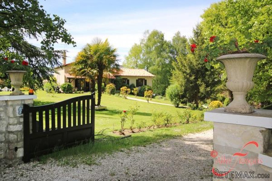 Le Lindois (Charente) - Impressive 4 bedroom property set in.. - 6