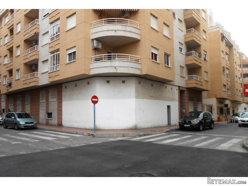 DR1, Cheapest commercial unit in..