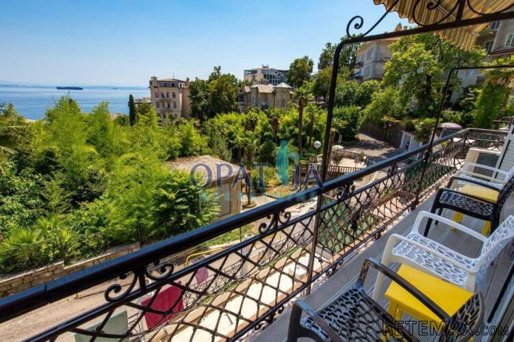 Opatija stan 3S+DB, 1.kat, 100 m2, 2.red od mora