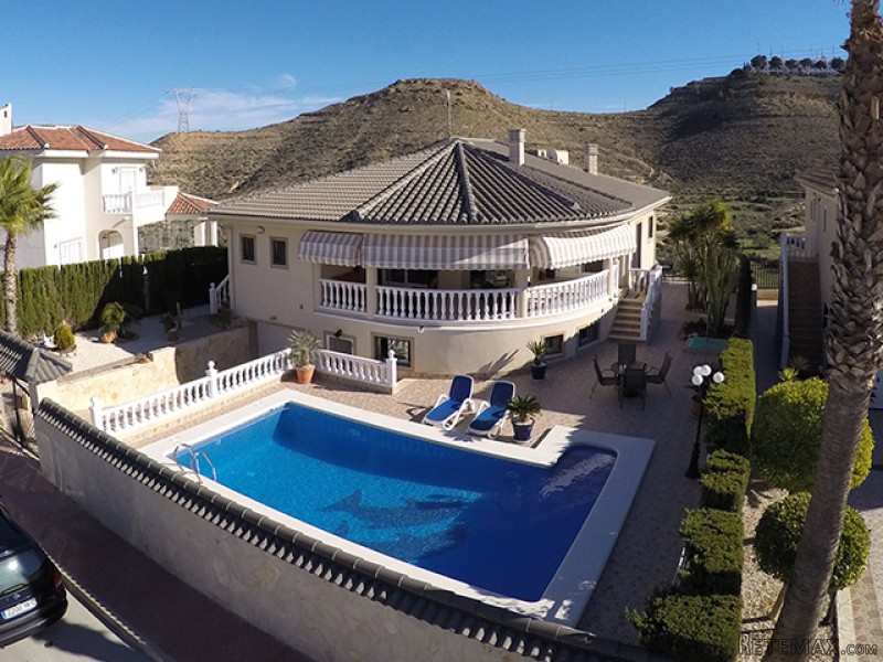 Rojales 4 Beds 2 Baths villa - 2