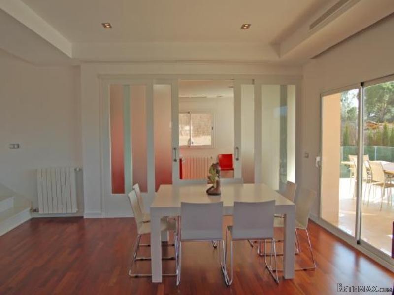 Magnificent Villa With Excellent.. - 2