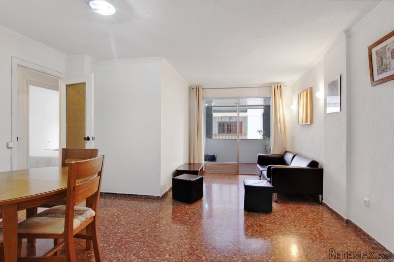 Spacious 3-bedroom apartment on the..