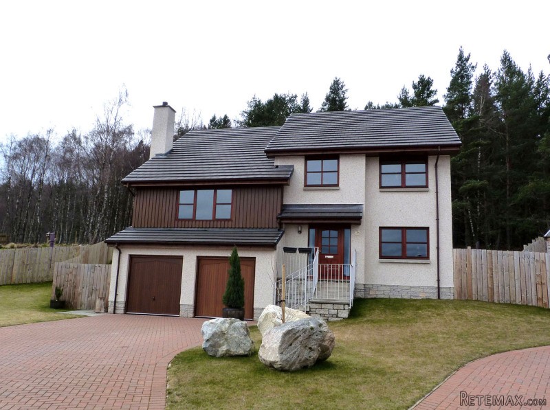 12 Lodge Lane, High Burnside, Aviemore