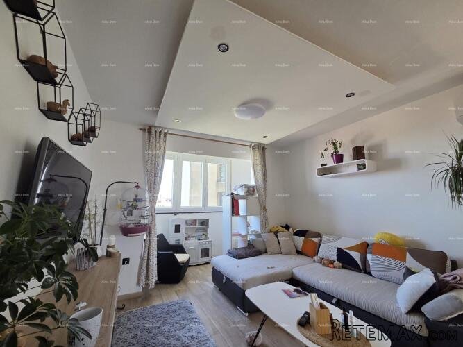 PULA, VIDIKOVAC, RENOVIRAN STAN 52 m² - 3