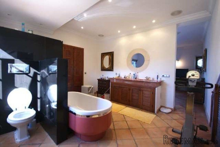 Marvelous villa in Mal Pas with wonderful seaviews. A few.. - 4