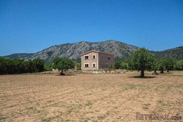Piece of land, located in the municipality of Pollença in a.. - 2