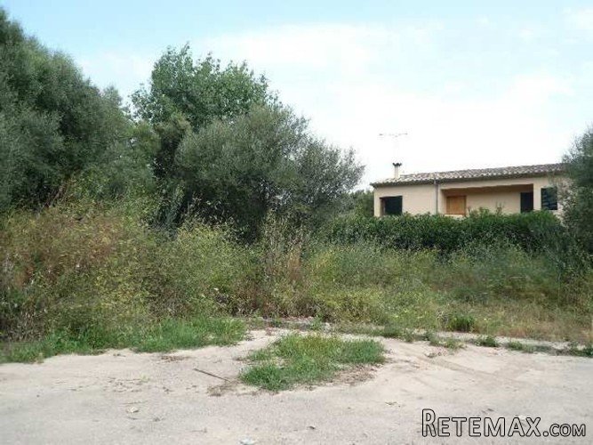 Urban building plot not far from the centre of Campanet, at.. - 2