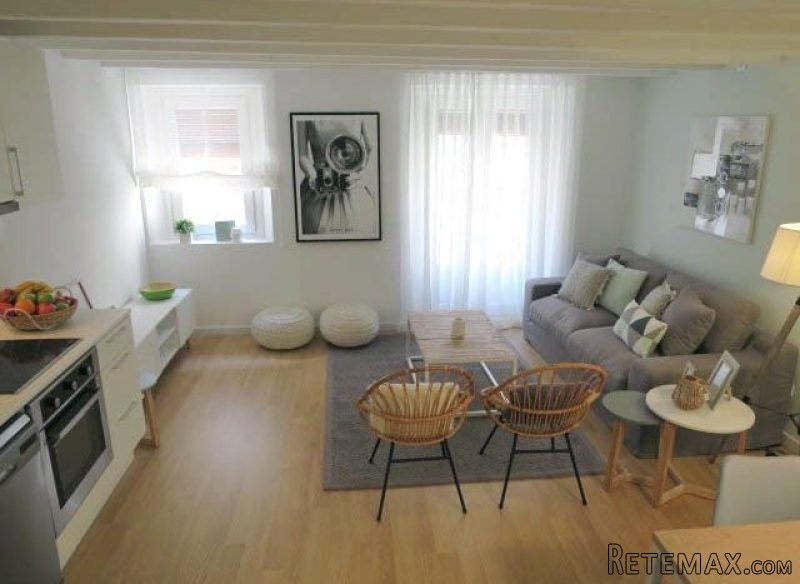 Renovated Furnished Flat in Historical..