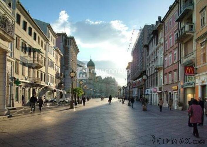 Rijeka, Centar - Korzo, 122.26m2, 4s+db, 2 balkona