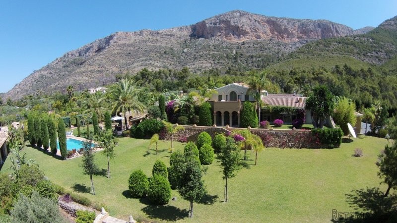 5 Bedroom finca in Javea