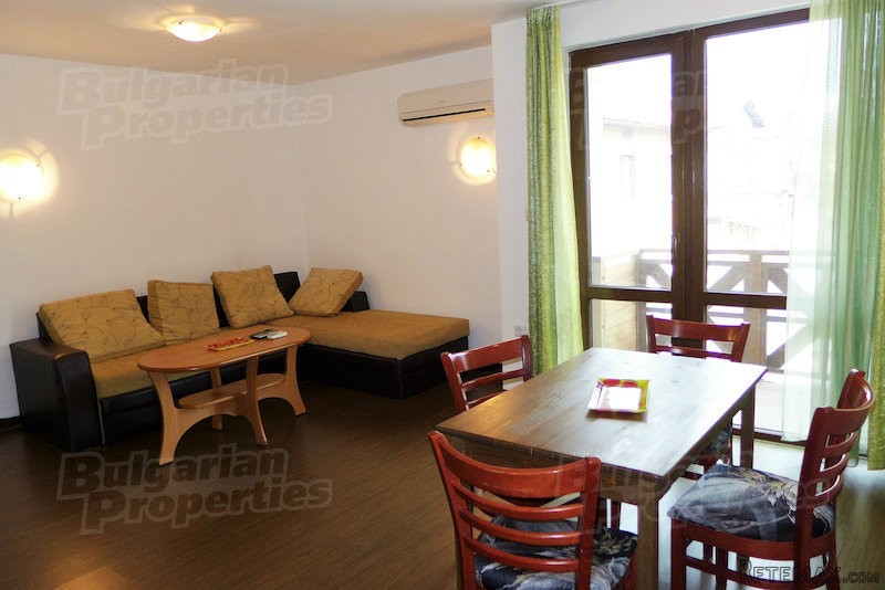 Furnished Apartment With Easy Access To..