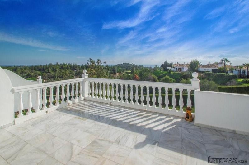 4 bedroom villa for sale - 2