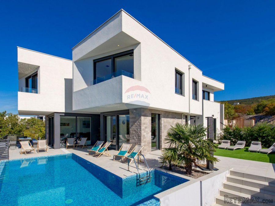 Kostrena - samostojeća kuća sa bazenom površine 330 m2 - 9