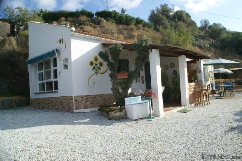 Country Houses for Sale in Torrox..