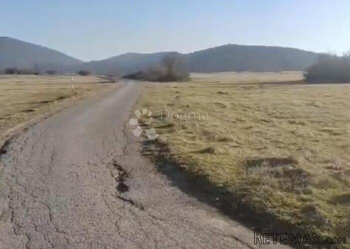 ZEMLJIŠTE S POGLEDOM BLIZINA RIJEKE I POTOKA - 2