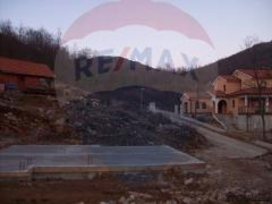 VEPRINAC,teren 800m2,započeta gradnja, pogled more - 3