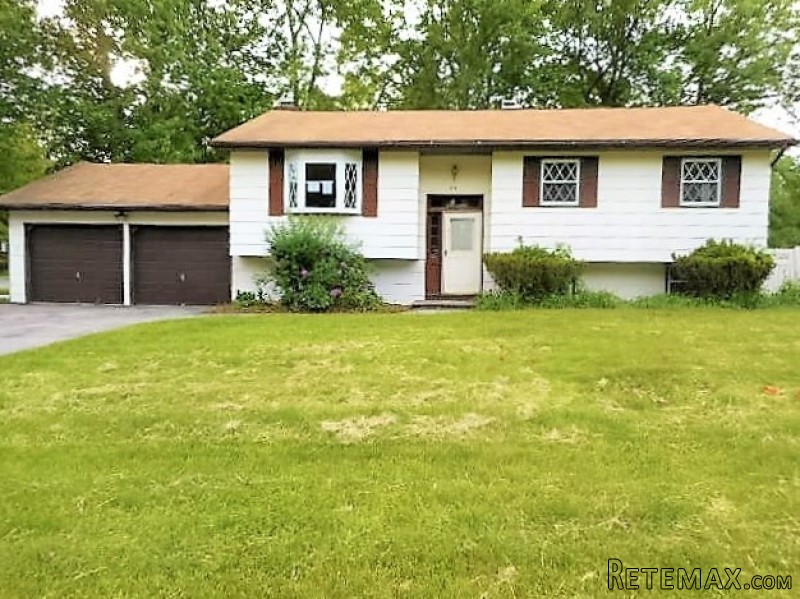 24 Quarry Dr Wappinger, NY, 12590..