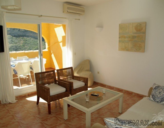 Two bedroom apartment with a spacious balcony located in.. - 5