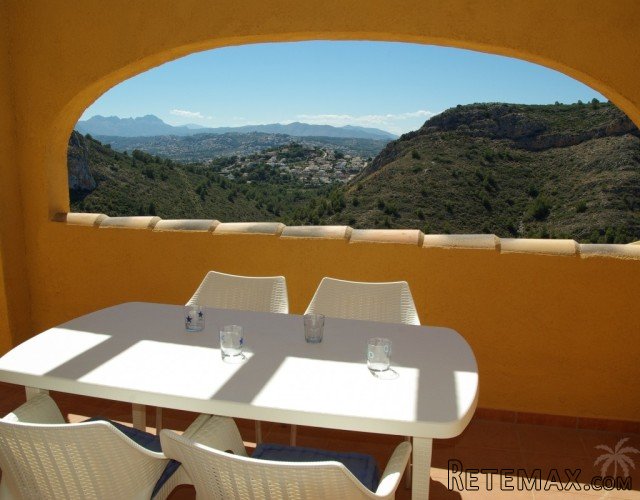 Two bedroom apartment with a spacious balcony located in.. - 6