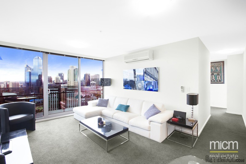 Breathtaking Views from the 34th Floor!