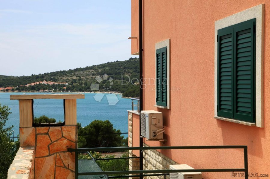 TISNO STAN OD 175 m2 U PREKRASNOJ APARTMANSKOJ KUĆI NADOMAK - 7