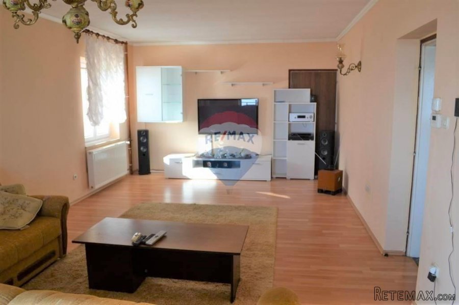 OPATIJA, LOVRAN - SAMOSTOJEĆA KUĆA S TRI STANA, POGLED - 8