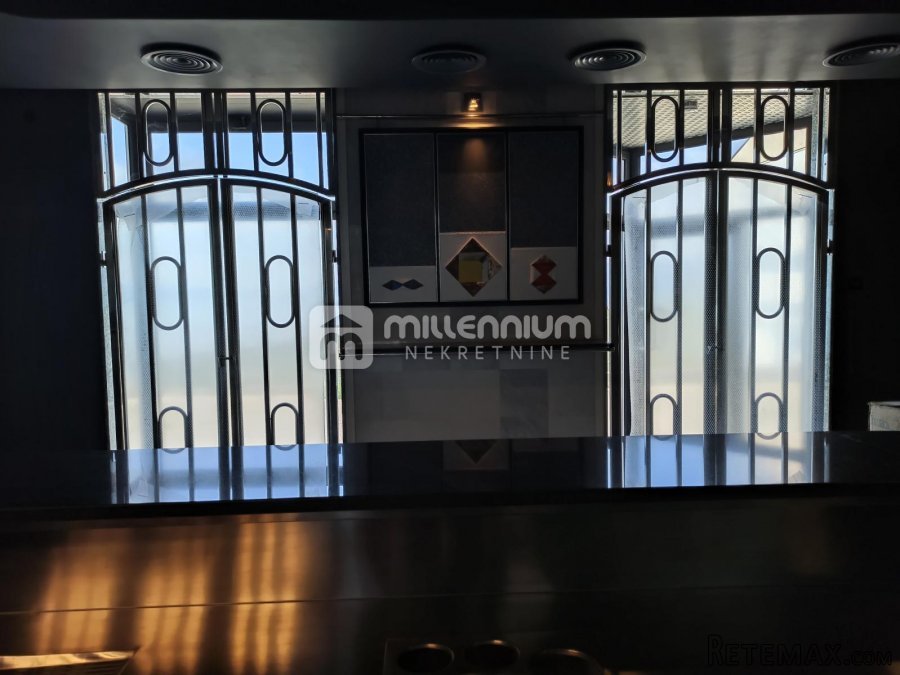 Rijeka, Škurinje, novouređen caffe bar - 9