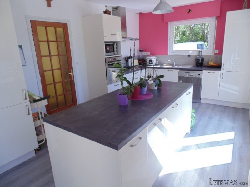 Stunning 5 Bedroom Country House - 2