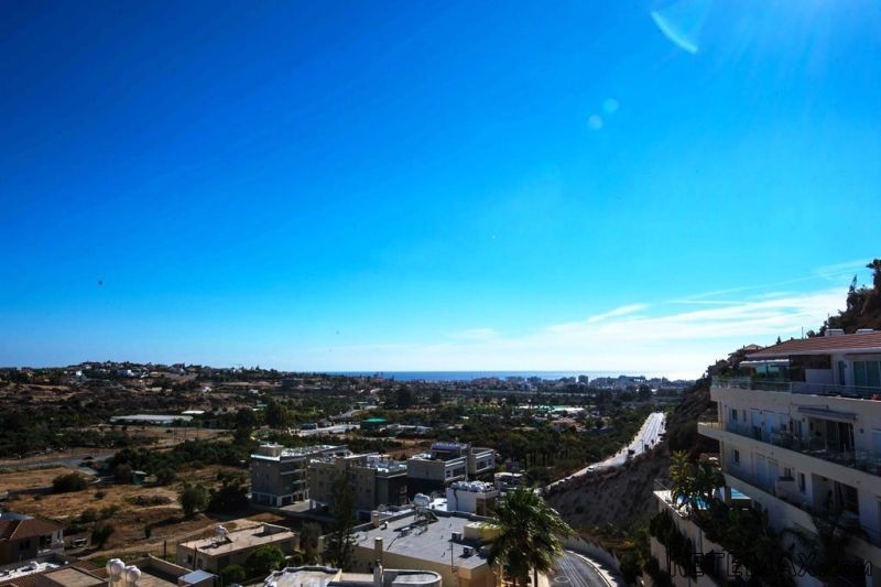 Fully Renovated Sea View Three Bedroom..