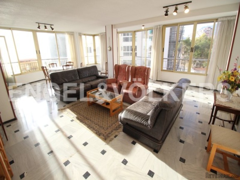 Spacious Apartment On The Front Line Of.. - 2